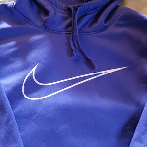 Women's Nike pullover hoodie, size 7-8 Medium